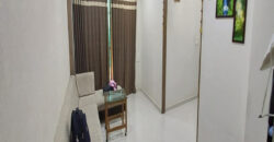 FLAT IN VASTRAL