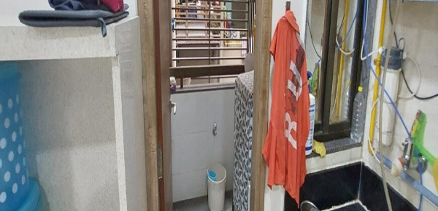 FLAT IN VASTRAL