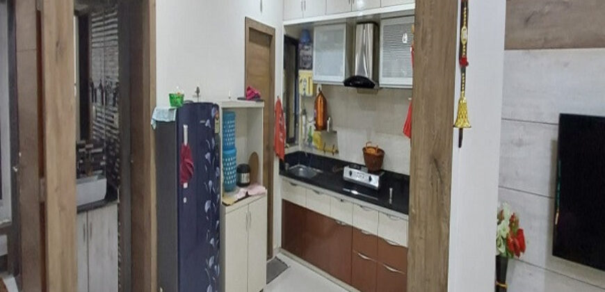 FLAT IN VASTRAL